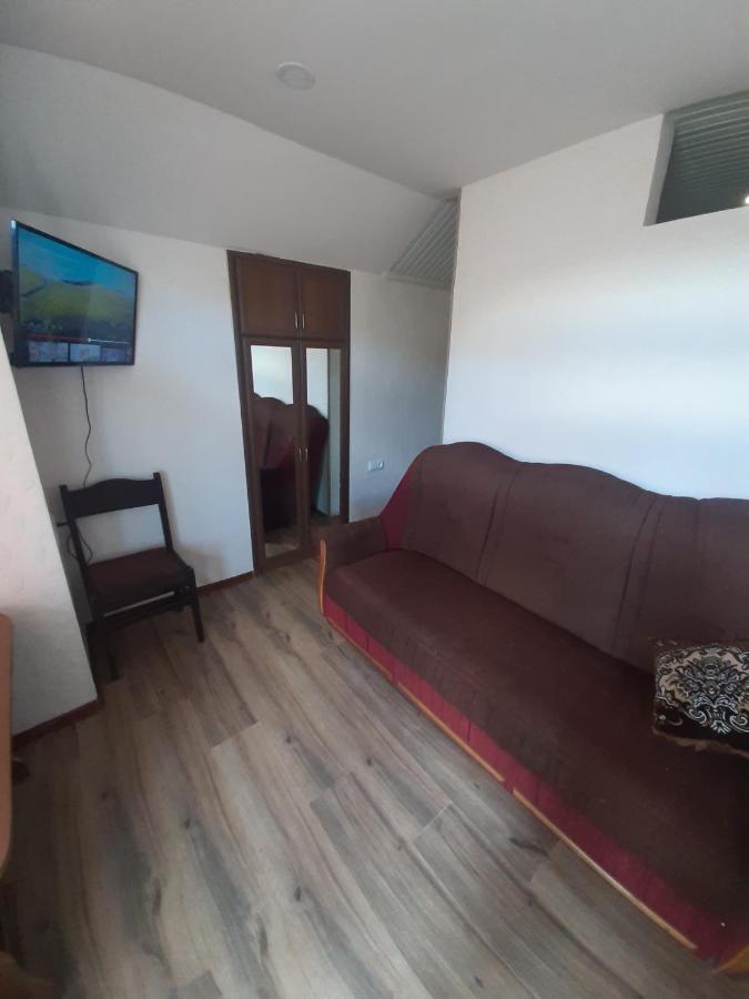 NarVar Hotel Goris Buitenkant foto
