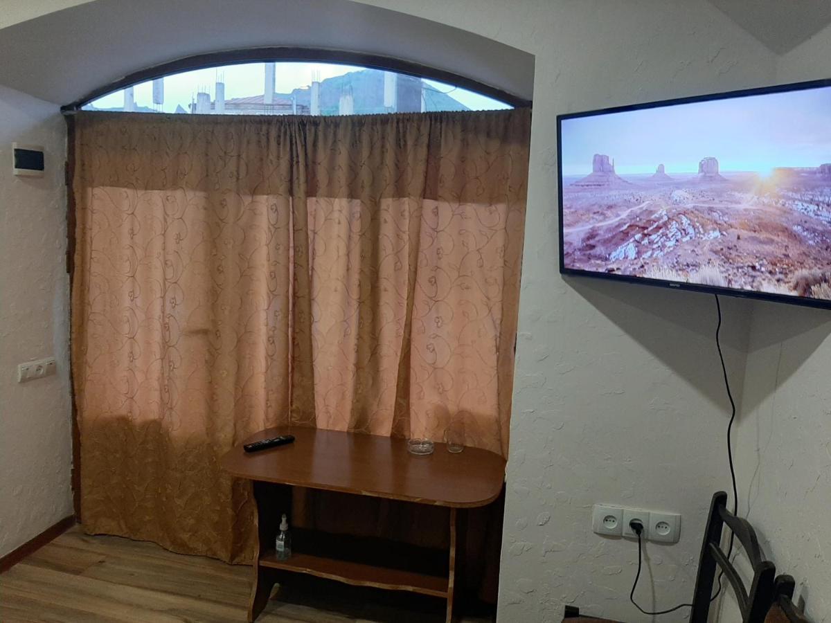 NarVar Hotel Goris Buitenkant foto